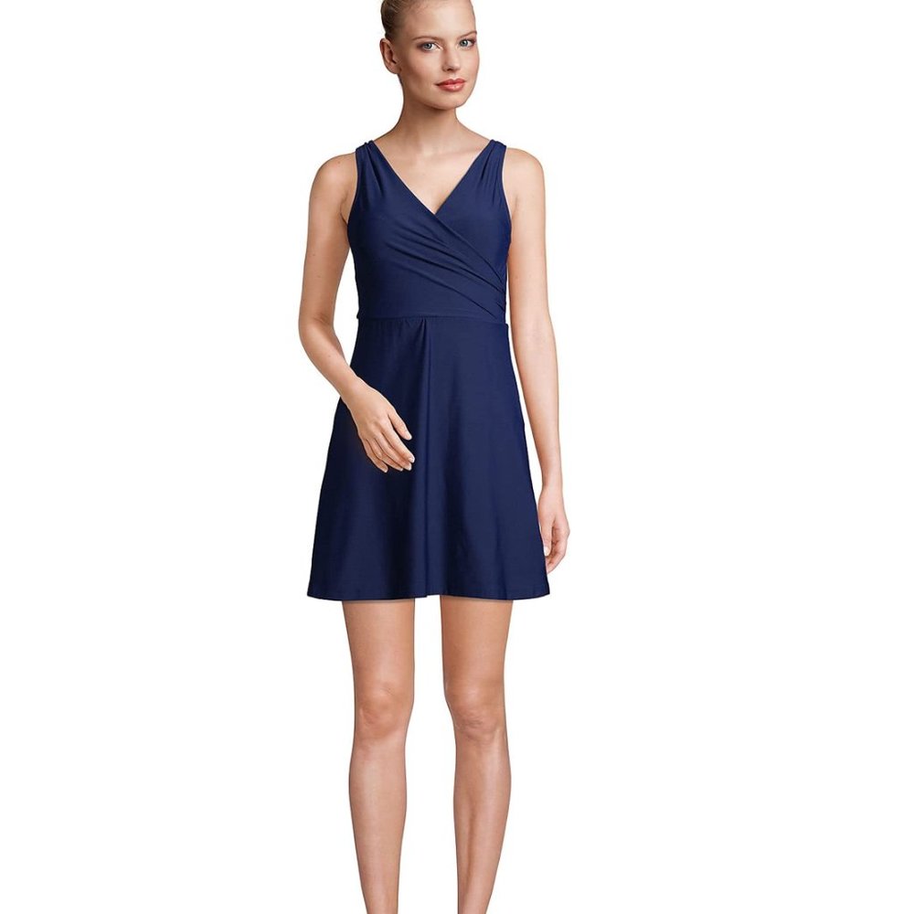 NWT Lands' End Womens Tummy Control Surplice Wrap Swimdress Size 4 $150 9A255